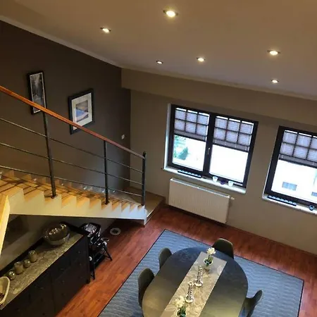 Poland Luxury Penthouse Sleeps 9 * 斯维诺乌伊希切