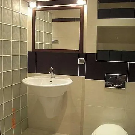 Poland Luxury Penthouse Sleeps 9 公寓 斯维诺乌伊希切