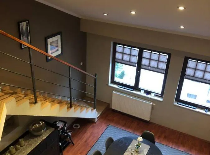 Poland Luxury Penthouse Sleeps 9 * Svinoústí